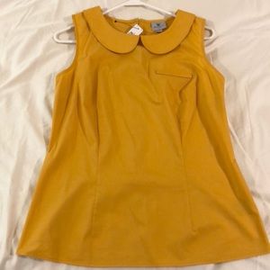Peter Pan collar gold top with stretch